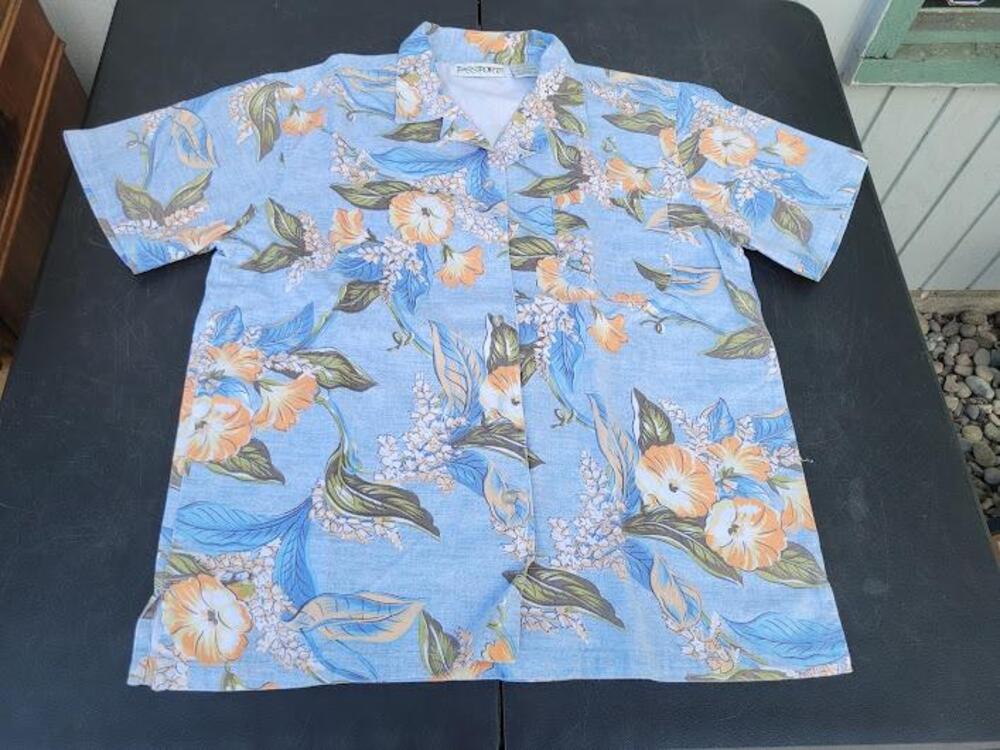 Passports Shirt Mens Large Blue Floral Hawaiian Short Sleeve Button Up Camp